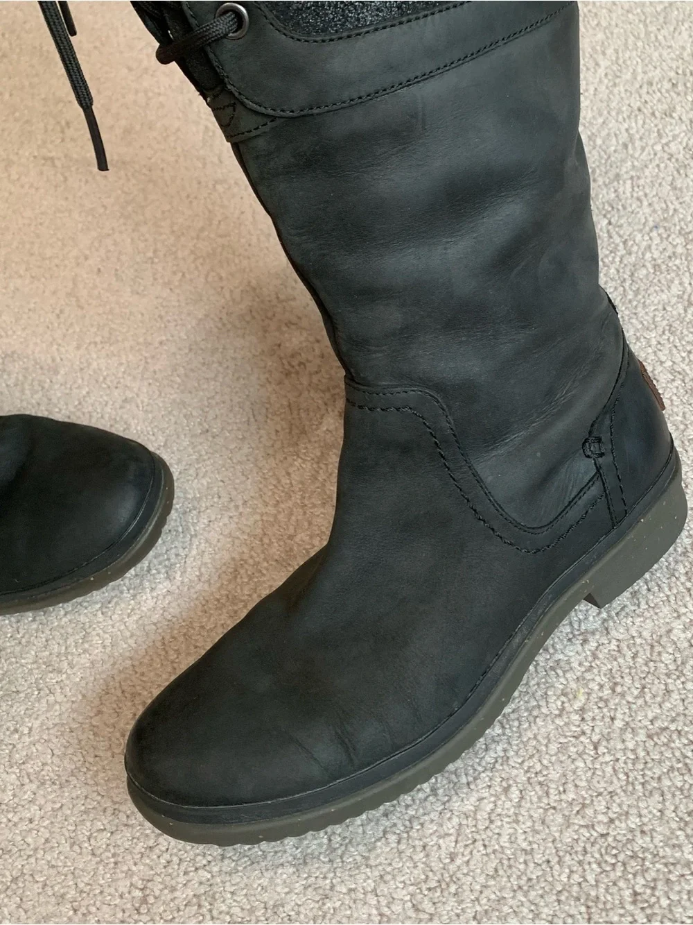 UGG Women's Size 8.5 Elsa Black Waterproof Tall Leather Boots 1008438